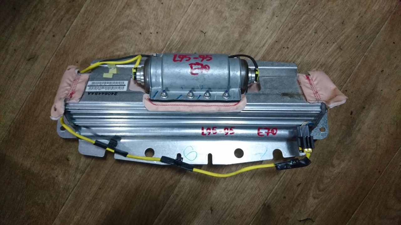 подушка безопасности пассажира BMW X5 E70 2007, 3.0 л., дизель, АКПП, внедорожник 5 дв., 72129141530 - фото №1