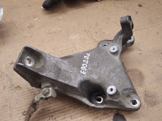 кронштейн двигателя BMW 3 серия E90/E91/E92/E93 2005, 2.0 л., дизель, 6760309