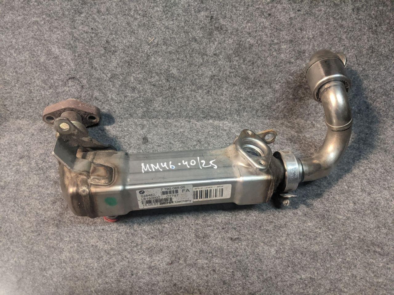 охладитель EGR / Радиатор EGR BMW 3 серия E90/E91/E92/E93 2007, 3.0 л., дизель, 7790065, L6150002 - фото №1