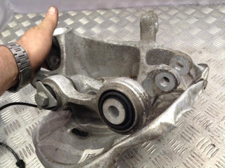 кулак задний правый BMW 2016, 2.0 л., B47 D20 A, дизель, АКПП, черный, седан