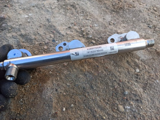 топливная рампа Mercedes-Benz S-Класс W222 [рестайлинг] 2019, 3.0 л., M256 E30, бензин, A2560700595