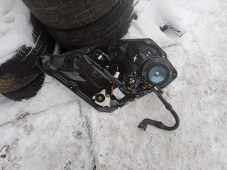 стеклоподъемник электрический задний правый Mercedes-Benz M-Класс W164 [рестайлинг] 2010, 3.5 л., M 272.967, бензин, АКПП, внедорожник 5 дв.