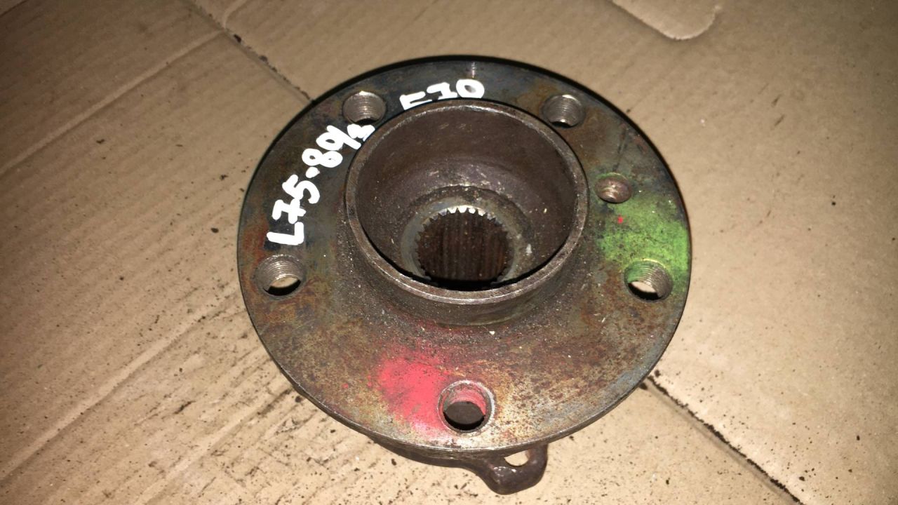 ступица задняя левая BMW X5 E70 2007, 3.0 л., дизель, АКПП, внедорожник 5 дв. - фото №1