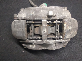 суппорт передний левый Mercedes-Benz CLS-Класс C219 2007, 3.0 л., OM 642.920, дизель, АКПП, купе