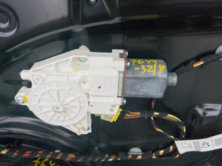 стеклоподъемник задний правый Mercedes-Benz M-Класс W164 2006, 3.5 л., M 272.967, бензин, АКПП, внедорожник 5 дв., правый руль, A2518200208