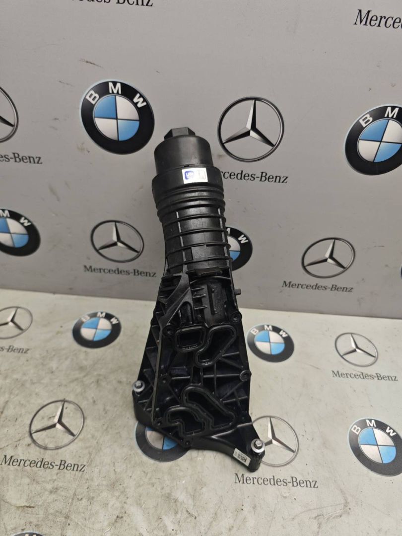 корпус масляного фильтра BMW 2025, 3.0 л., бензин, 9453682 - фото №1