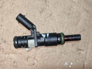 форсунка Mercedes-Benz C-Класс W204/S204/C204 [рестайлинг] 2011, 3.0 л., M 272.947, бензин, АКПП, черный, седан, задний привод, A2720780249