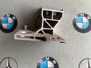 кронштейн передней панели (телевизора) Mercedes-Benz C-Класс W205 [рестайлинг] 2020, 2.0 л., бензин, кабриолет, задний привод, A2055010022