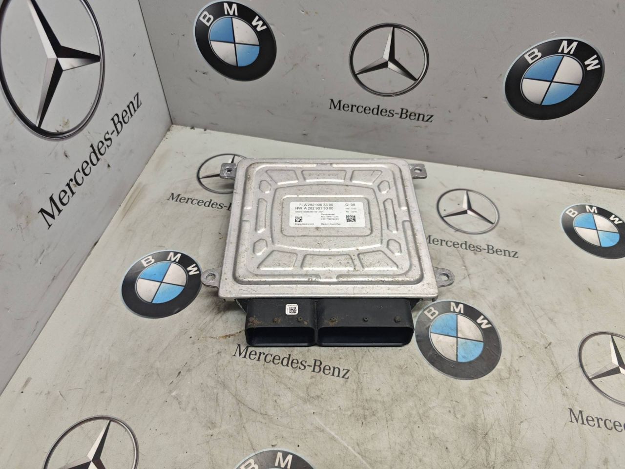 блок управления двигателем Mercedes-Benz GLB-Класс 1 поколение 2022, бензин, задний привод, A2829003300, A2829013000 - фото №1