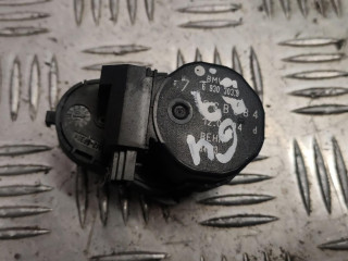 моторчик заслонки печки BMW 5 серия E60/E61 2004, 2.5 л., бензин, МКПП, синий, универсал, 6930303