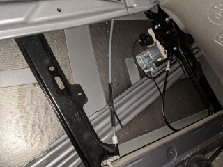 стеклоподъемник передний левый BMW 5 серия E60/E61 2004, 2.5 л., бензин, МКПП, синий, универсал