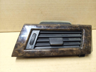 дефлектор обдува салона BMW 5 серия E60/E61 2006, 4.8 л., N62 B48 A, бензин, АКПП, универсал, 6910732