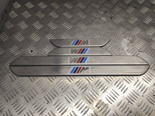 накладка на порог внутренняя BMW X5 M E70 2010, 4.4 л., S63 B44 A, бензин, правый руль