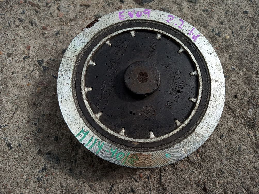 шкив коленвала Land Rover Range Rover Evoque L538 2012, 2.2 л., 224DT, дизель, АКПП, внедорожник 5 дв., 9687062480 - фото №1