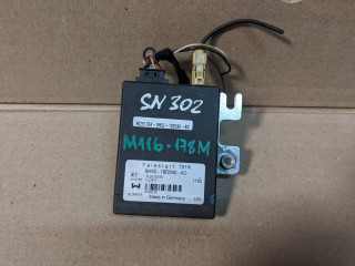 Блок управления дополнительным отопителем Land Rover Range Rover 3 поколение [2-й рестайлинг] 2012, 4.4 л., 448DT, дизель, АКПП, внедорожник 5 дв., 8H52-18D540-AC, 8H52-18D540-BC, 9025178A, 9024947B