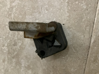 Резинка глушителя BMW 2012, 2.0 л., N47 D20 C, дизель, АКПП, седан, правый руль, 7585358