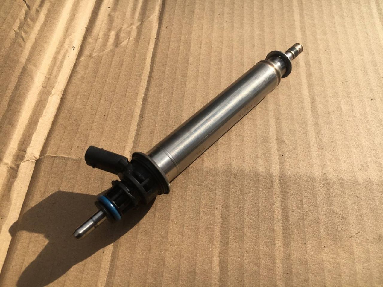 форсунка Mercedes-Benz S-Класс W222/C217/A217 2016, 4.0 л., M 176.980, бензин, АКПП, седан, A1770702900 - фото №1