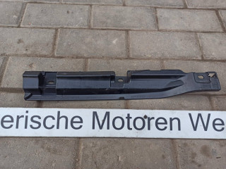 Кронштейн накладки на порог BMW i4 G26 2022, электро, АКПП, 8737089