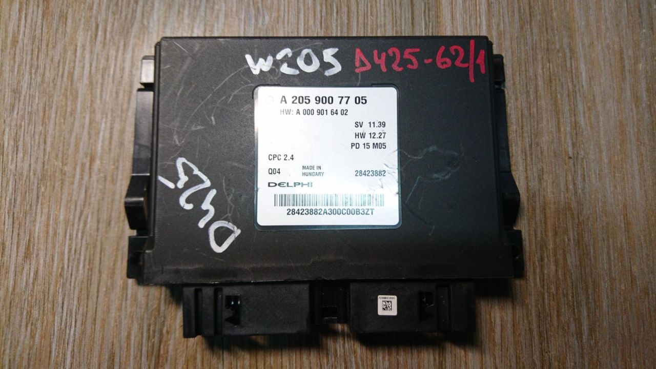блок управления АКПП Mercedes-Benz C-Класс W205/S205/C205 2015, 2.0 л., M 274.920, бензин, АКПП, седан, правый руль, A2059007705, 28423882 - фото №1