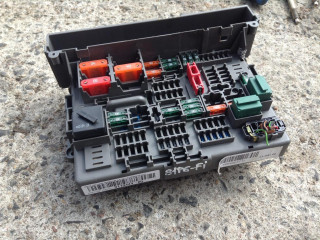 распределитель тока BMW 3 серия E90/E91 [рестайлинг] 2011, 2.0 л., N43 B20 A, бензин, АКПП, черный, универсал, 9119444