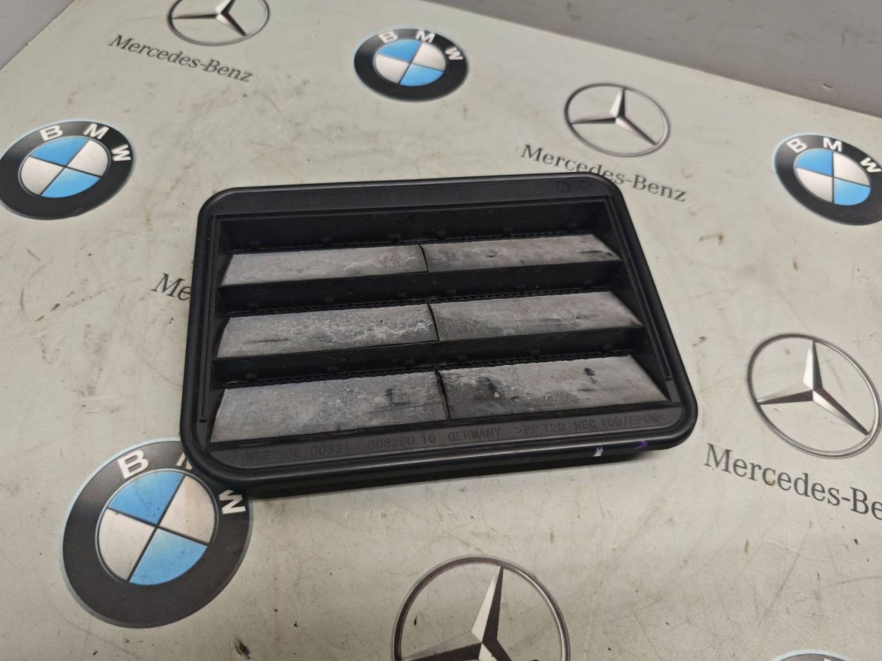 Наружная вентиляционная решетка BMW 6 GT G32 2019, 3.0 л., B58B30, бензин, 9176945 - фото №1