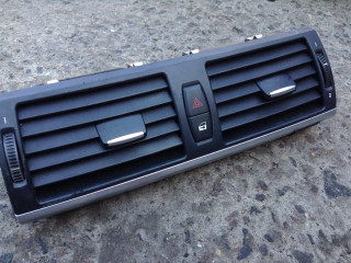 дефлектор обдува салона BMW X5 E70 2007, 3.0 л., N52 B30 A, бензин, АКПП, внедорожник 5 дв., 7161801