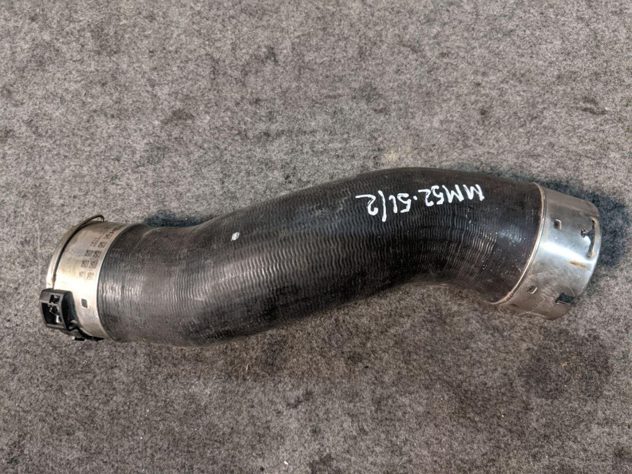 патрубок интеркулера Mercedes-Benz GL-Класс X166 2015, 2.1 л., OM 651.960, дизель, АКПП, A1665280482, 1665280482 - фото №1