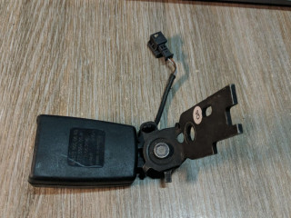 замок ремня безопасности Mercedes-Benz E-Класс W213/S213/C238/A238 2016, 2.0 л., OM 654.920, дизель, АКПП, белый, седан, правый руль, 2138600669, A2138600669