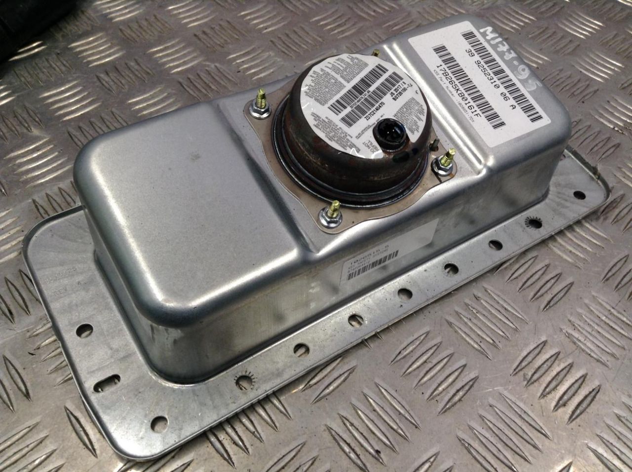 подушка безопасности пассажира BMW X6 F16 2017, 3.0 л., N57 D30 B, дизель, АКПП, внедорожник 5 дв., 9252310 - фото №1