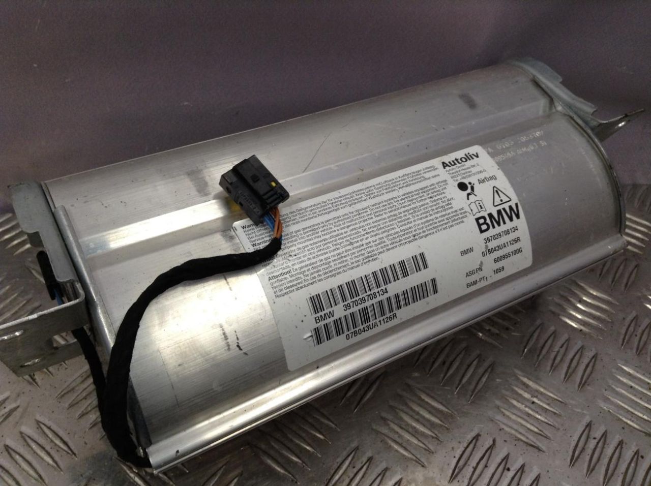 подушка безопасности пассажира BMW 5 серия E60/E61 2007, 4.8 л., N62 B48 A, бензин, АКПП, универсал, 3970813 - фото №1