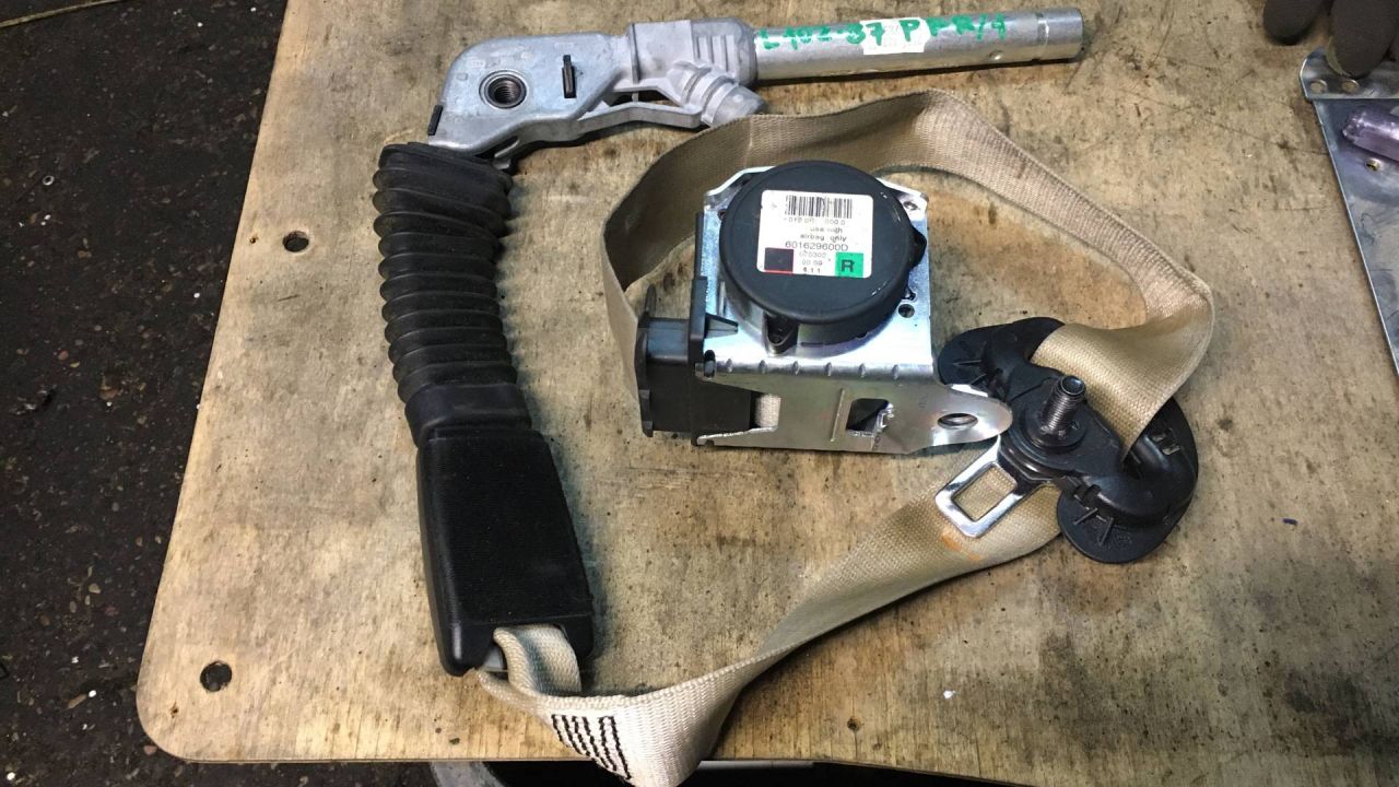 ремень безопасности BMW 5 серия E60/E61 2007, 3.0 л., дизель, АКПП, седан, 1629600 - фото №1