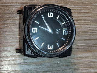 часы Mercedes-Benz S-Класс W222/C217/A217 2014, 3.0 л., OM 642.861, дизель, АКПП, серебристый, седан, 2228270300, A2228270300, 2105904-15