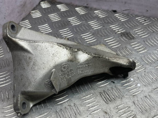 кронштейн двигателя BMW 3 серия E90/E91 [рестайлинг] 2009, 1.6 л., 6764574