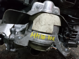 подушка крепления двигателя Mercedes-Benz GLC-Класс X253/C253 2016, 2.1 л., OM 651.921, дизель, АКПП, внедорожник 5 дв., A2532400800