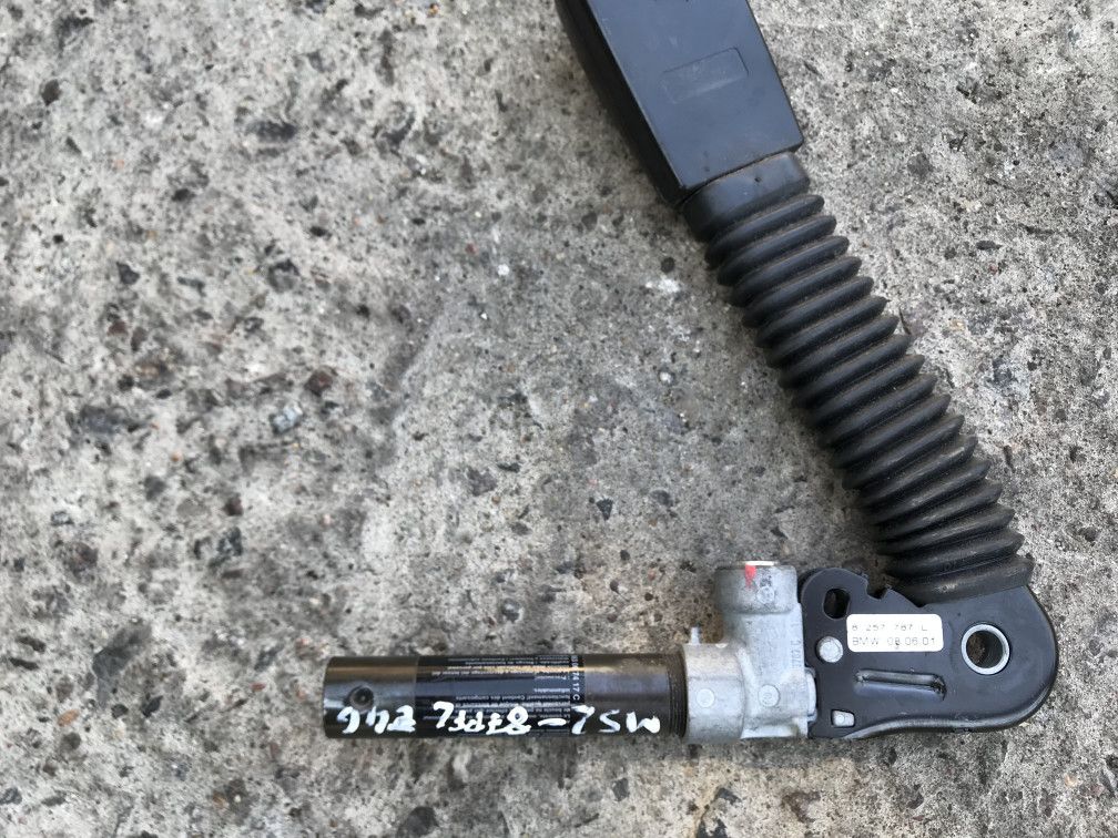 пиропатрон BMW 3 серия E46 2001, 3.0 л., бензин, универсал, правый руль, 8257787 - фото №1