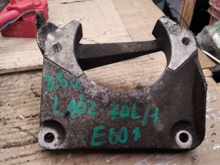 кронштейн (крепление) BMW 5 серия E60/E61 2007, 3.0 л., дизель, АКПП, седан