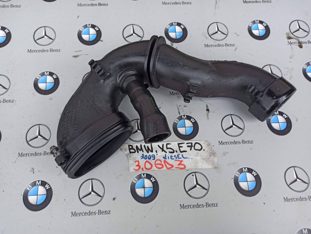 патрубок турбины BMW X5 E70 2009, 3.0 л., дизель, 7794172 - фото №1