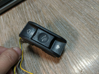 кнопка открывания люка BMW X5 E53 2001, АКПП