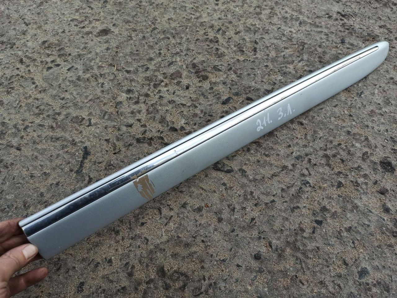 молдинг двери задней левой Mercedes-Benz E-Класс W211/S211 2004, 3.2 л., OM 648.961, дизель, АКПП, универсал - фото №1