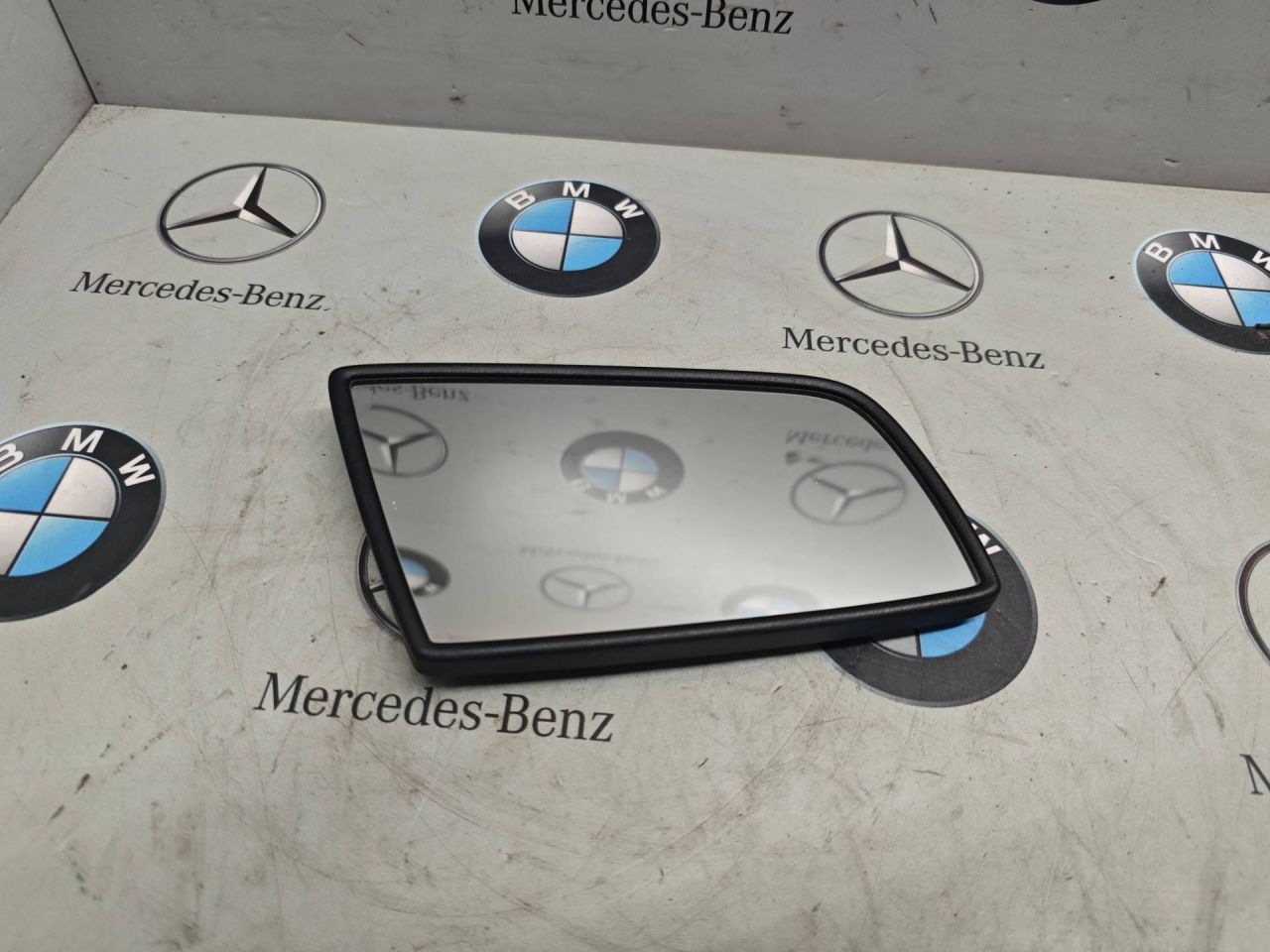 стекло зеркала наружного правого BMW 5 серия E60/E61 2004 - фото №1