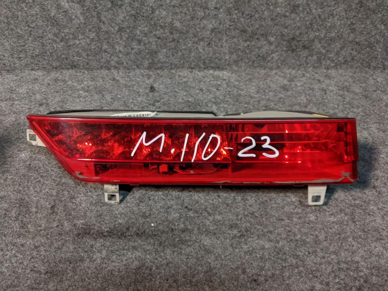 фонарь крышки багажника левый BMW 7 серия E65/E66/E67 2004, 4.4 л., бензин, АКПП, седан, 8379689 - фото №1