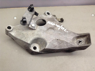 кронштейн двигателя BMW 3 серия E90/E91/E92/E93 2007, 2.0 л., N47 D20 A, дизель, АКПП, седан, 6775041