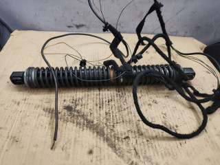 амортизатор крышки багажника (3-5 двери) BMW 7 серия F01/F02 2011, 4.4 л., N63 B44 A, бензин, АКПП, черный