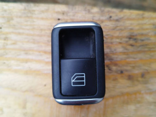 кнопка стеклоподъемника двери задней левой Mercedes-Benz C-Класс W204/S204/C204 [рестайлинг] 2011, 3.0 л., M 272.947, бензин, АКПП, черный, седан, задний привод, A2049055502