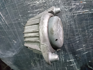 подушка крепления двигателя Mercedes-Benz E-Класс W212/S212/C207/A207 2010, 2.1 л., OM 651.924, дизель, АКПП, серебристый, седан, A2122406417