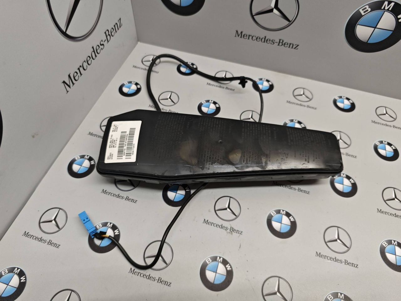 подушка безопасности сиденья BMW X3 F25 2011, 3.0 л., N52 B30, бензин, 34075683 - фото №1