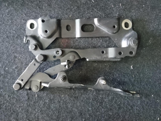 петля капота правая BMW 7 серия F01/F02 2010, 4.4 л., N63 B44 A, бензин, АКПП, седан, 7200014, 7184190