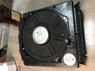 сабвуфер BMW 5 серия E60/E61 2004, 2.5 л., бензин, МКПП, синий, универсал, 65136929100, 6919354