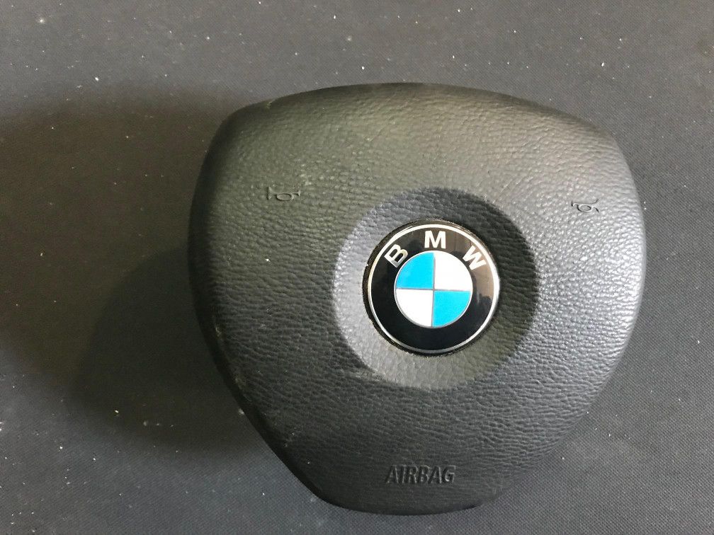 подушка безопасности водителя BMW X6 E71/E72 2010, 3.0 л., N57 D30 A, дизель, АКПП, внедорожник 5 дв., 32678047602, 3051642 - фото №1