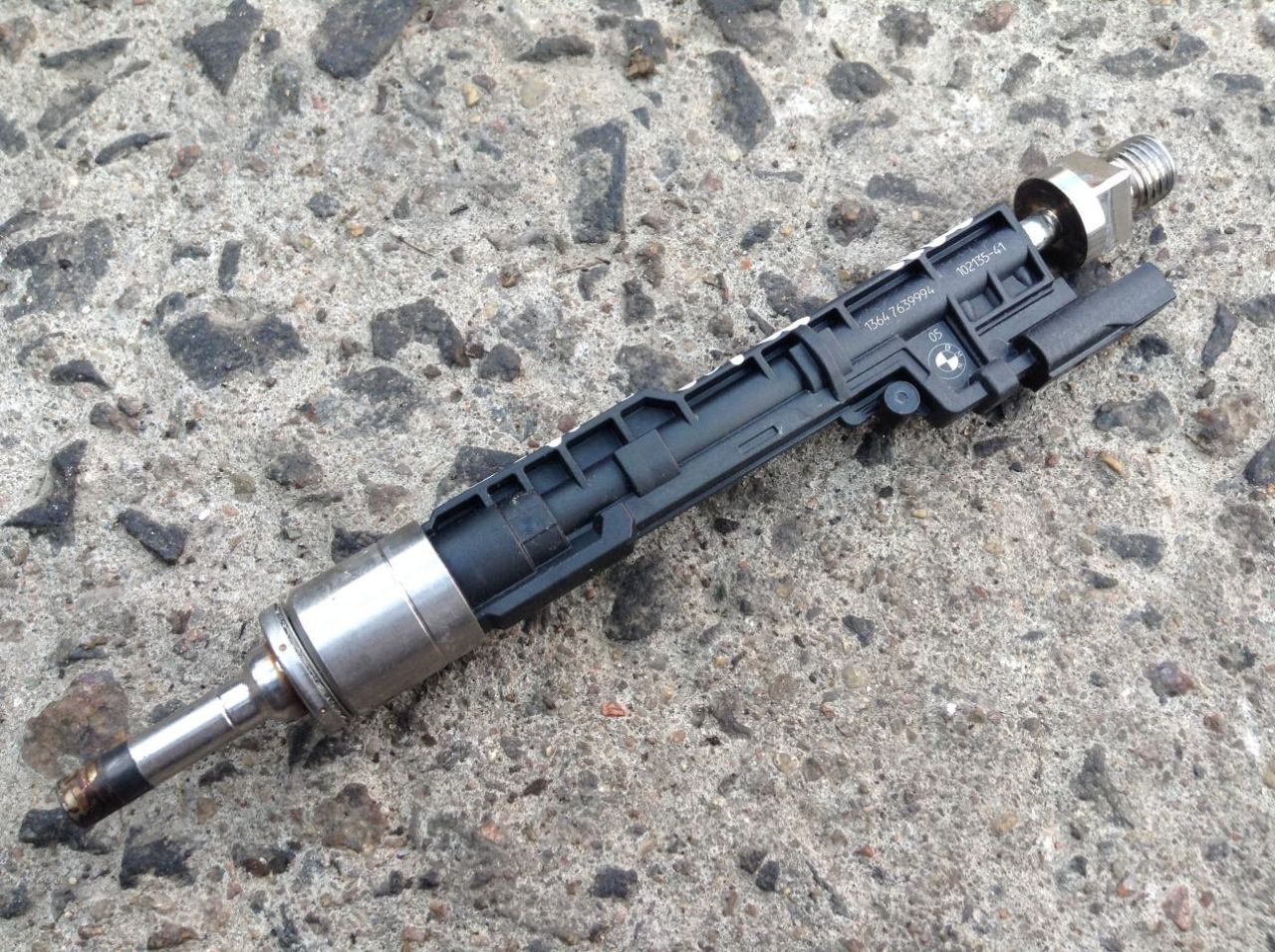 форсунка BMW 2012, 2.0 л., N20 B20 A, бензин, АКПП, седан, 7639994, 0261500172 - фото №1